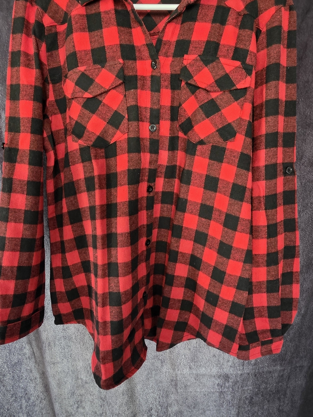 Red & Black Plaid Men's Button-Up Shirt